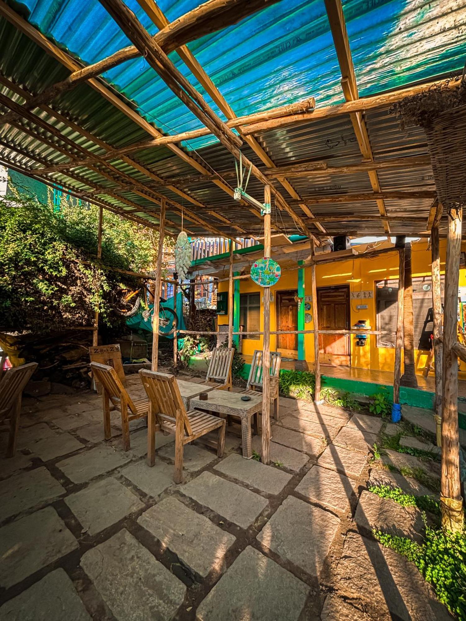 Yaarana Stay & Cafe, Vashisht, Manali Exterior foto